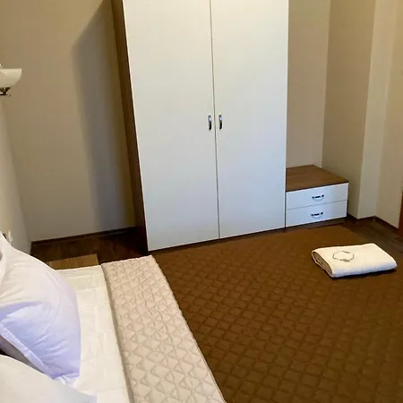 Balkan Aparts Guest house *